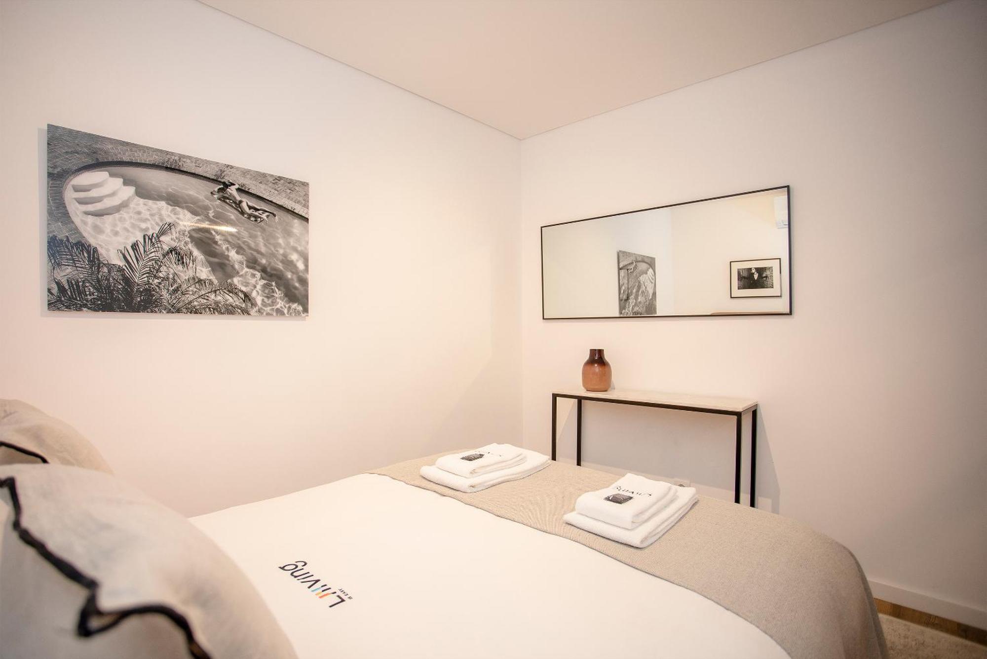 Liiiving In Gaia - Cooper Residence Apartments Вила-Нова-ди-Гая Экстерьер фото